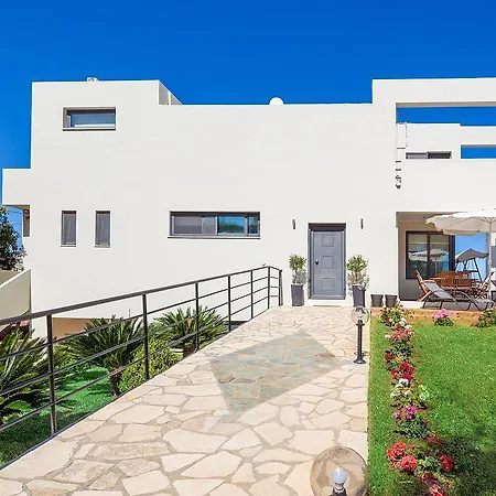 Detoro Villa